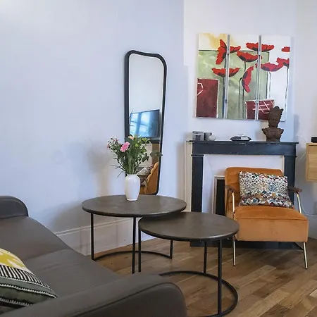 Cosy And Quiet In Apartment Paris