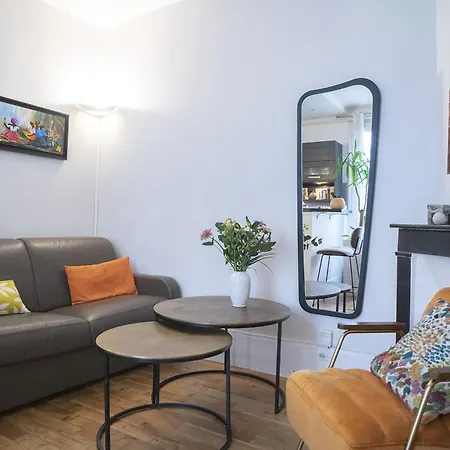 Cosy And Quiet In Apartment *